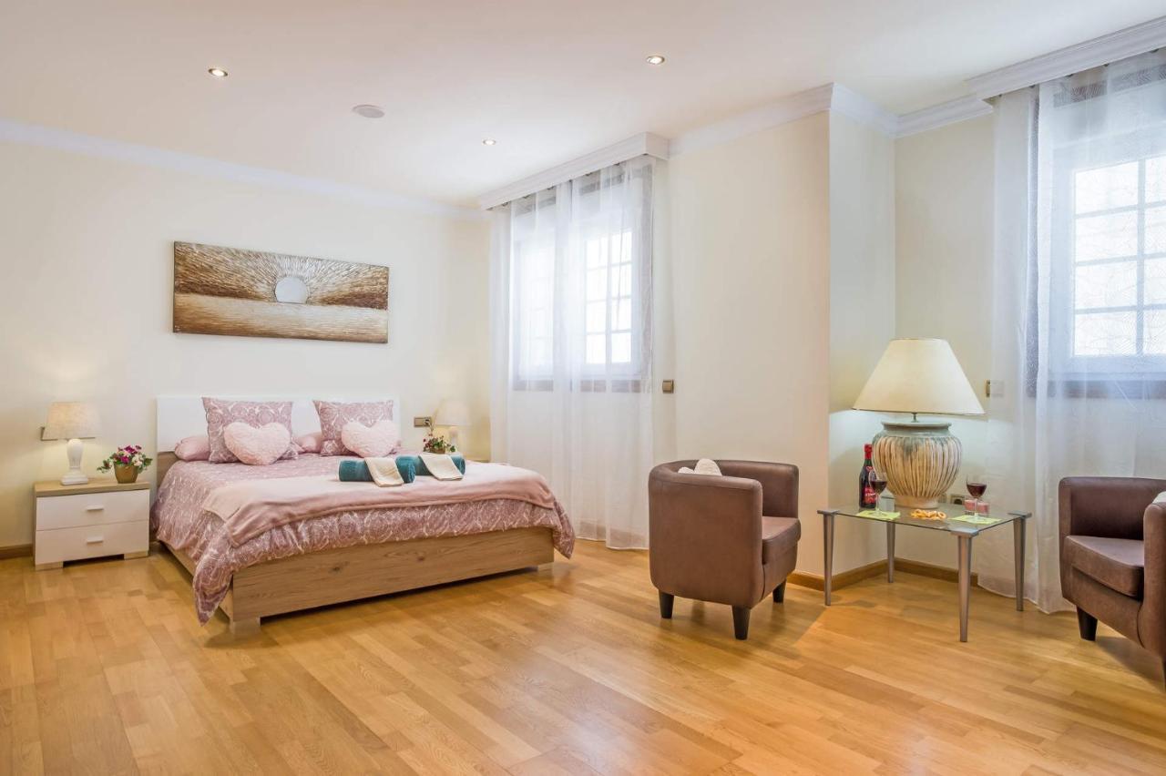 פוארטו דה סנטיאגו Villa Leonardo Dos By Villa Plus מראה חיצוני תמונה